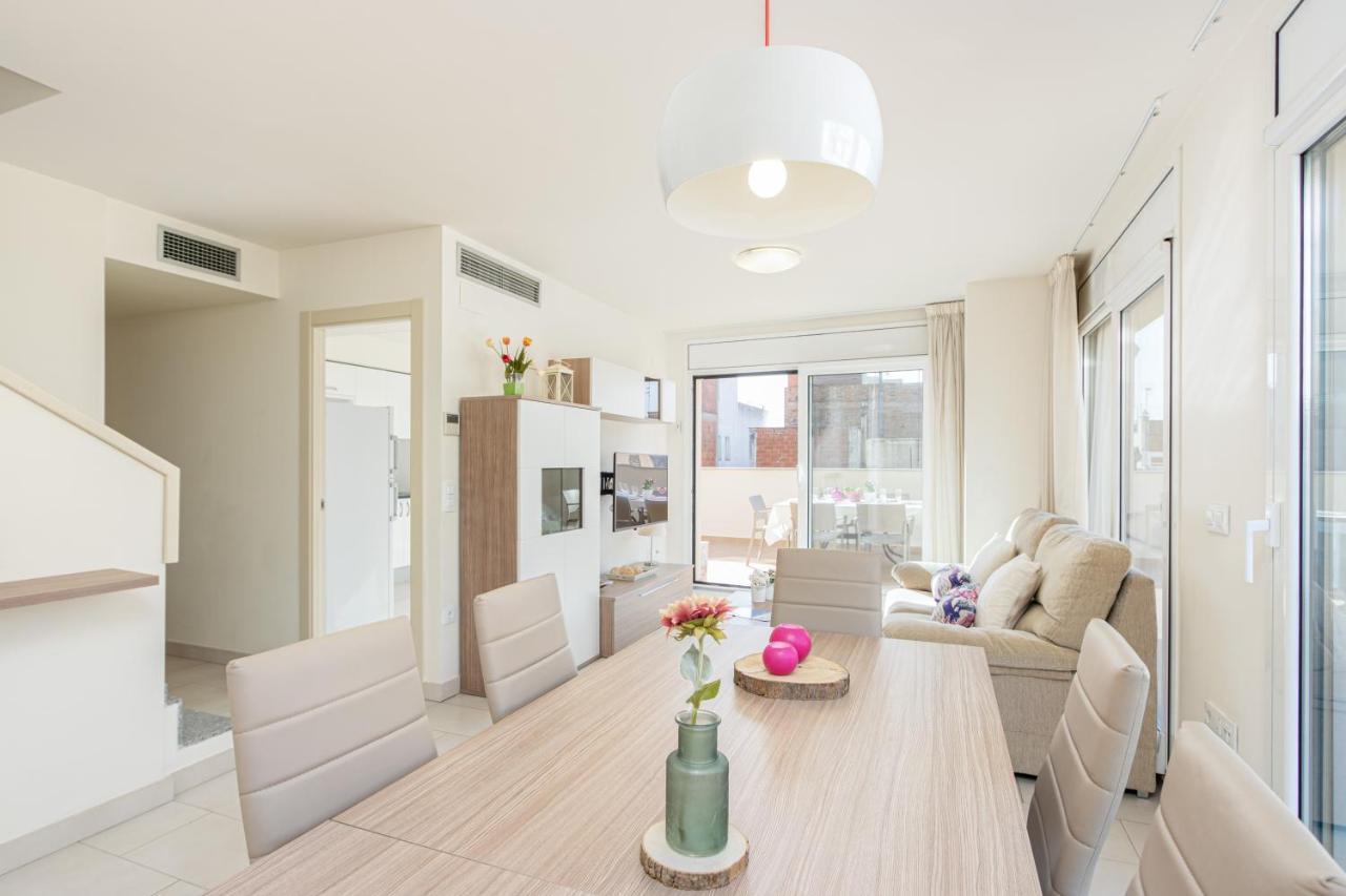 Apart-Rent Apartment Francesc Macia Penthouse 2000 Roses Buitenkant foto